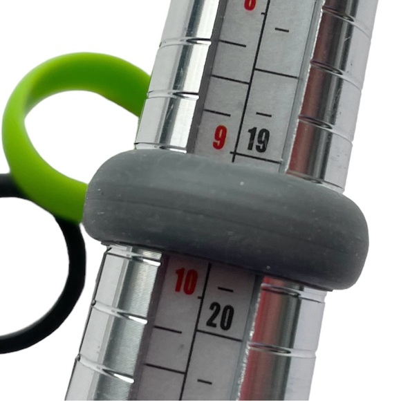 NEW - 6 Rings - Silicone Bands Size 9/10 - Picture 6 of 10